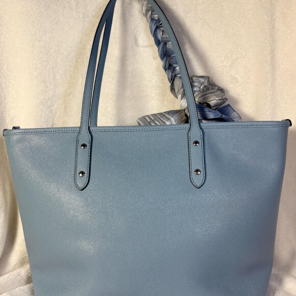 Coach City Zip Tote in Light Blue (Azure) with Scarf and Charm - Picture 5 of 10